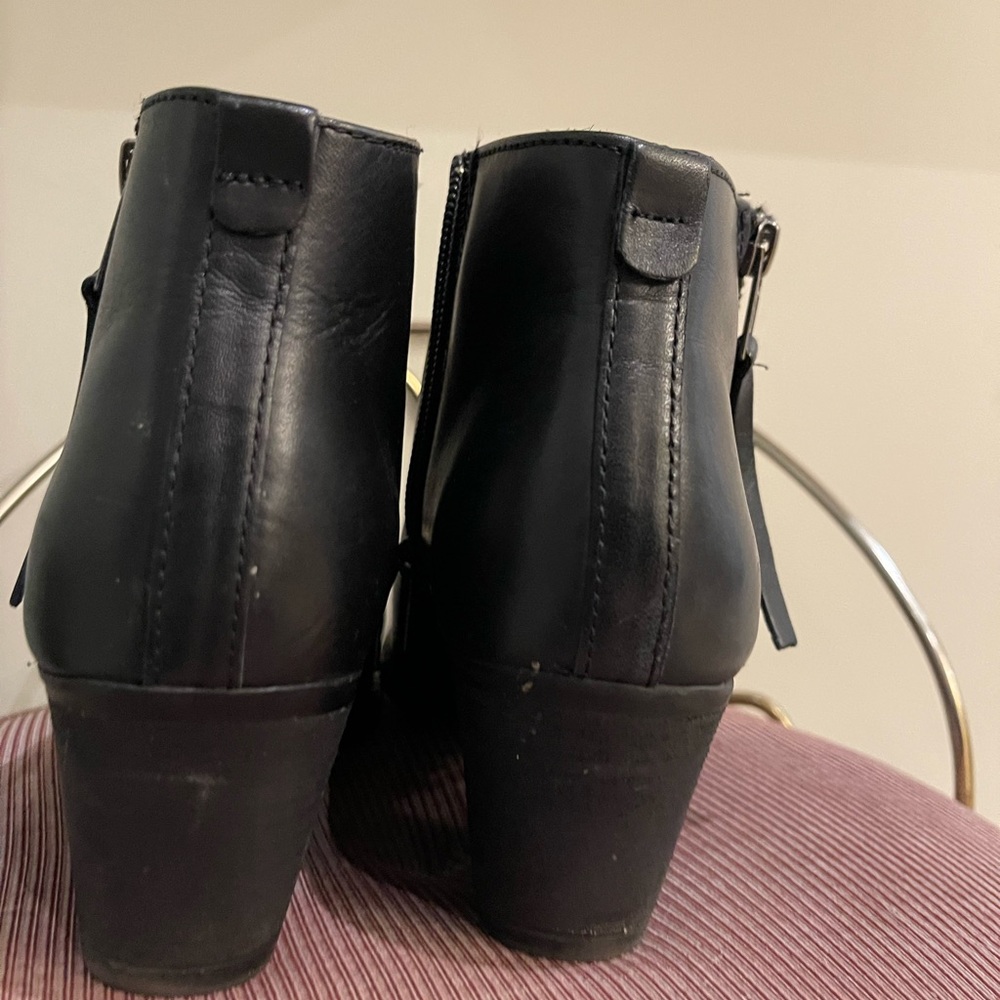 WOMENS BOOTIES - Picture 4 of 8